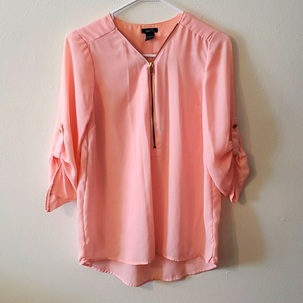 Rue21 3 quarter sleeve lightweight top